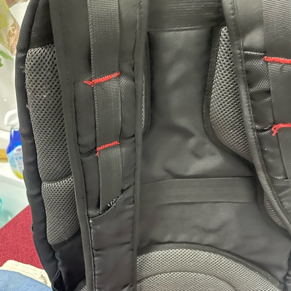 Samsonite Back Packwith Laptop/ Tablet Pocket - Picture 3 of 12